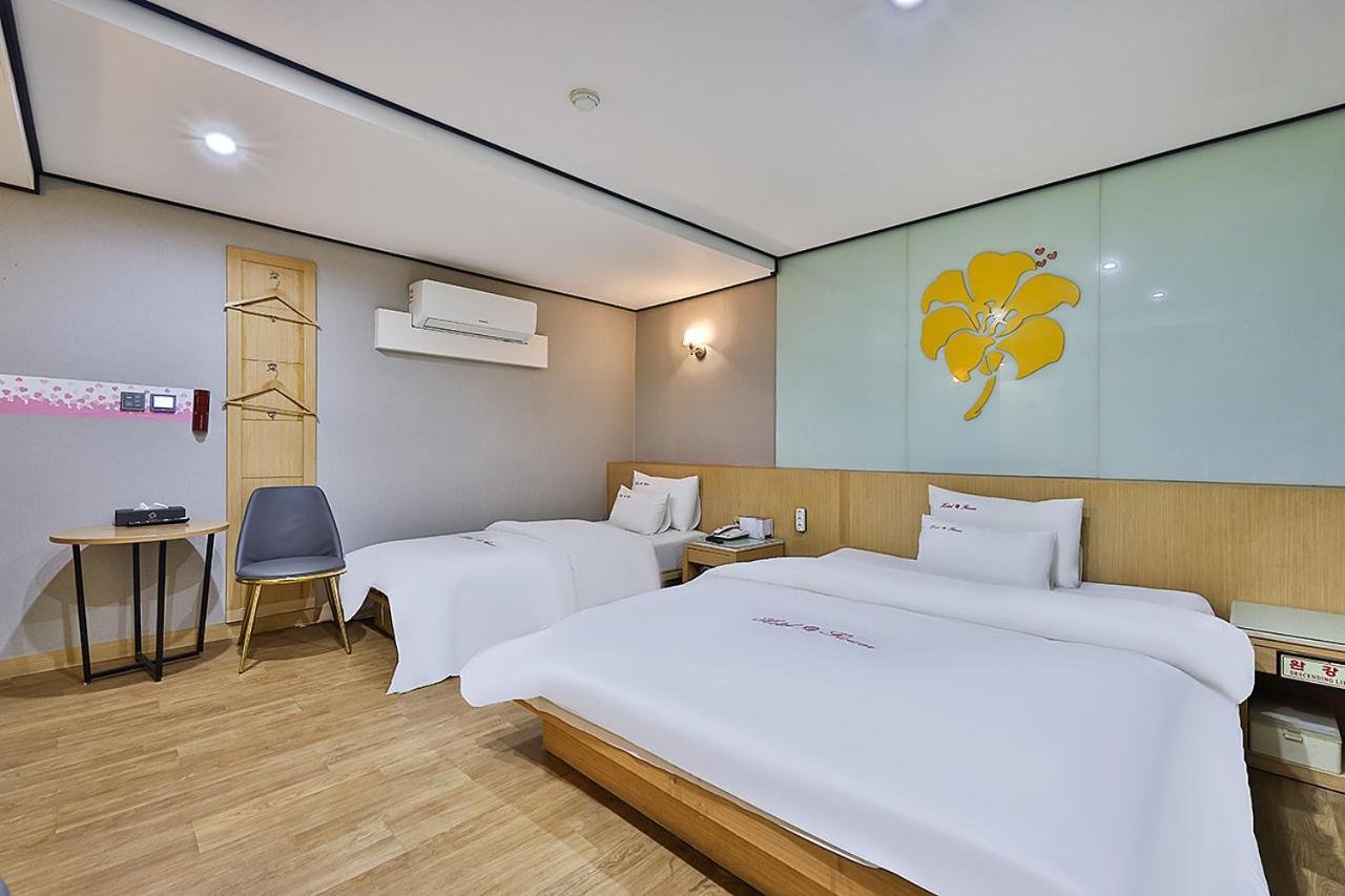Flower Hotel Сеул Екстериор снимка